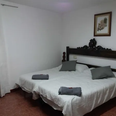 Castillo De Escriche * Формиче-Альто